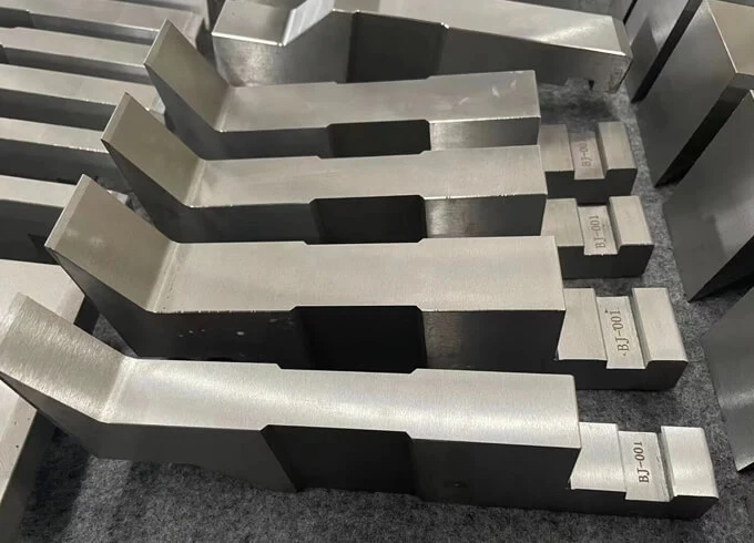 profile bending machine