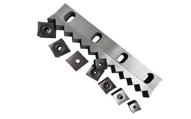 ¿Puedo usar cuchillas genéricas en mi máquina trituradora?